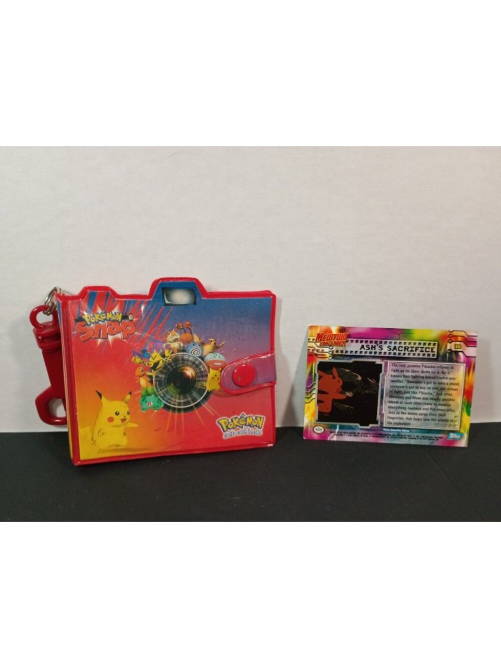 Vintage Pokémon Snap Photo Journal Keychain Blockbuster Exclusive + Topps Card
